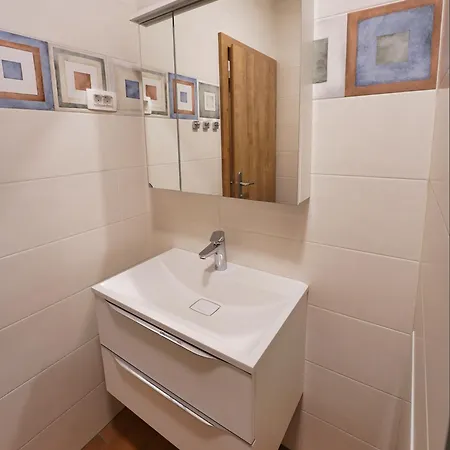 Metro 7 Appartement *