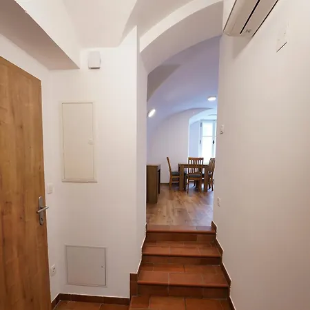 Metro 7 Appartement