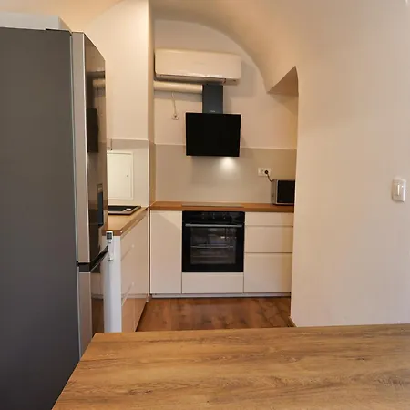 Metro 7 Apartamento