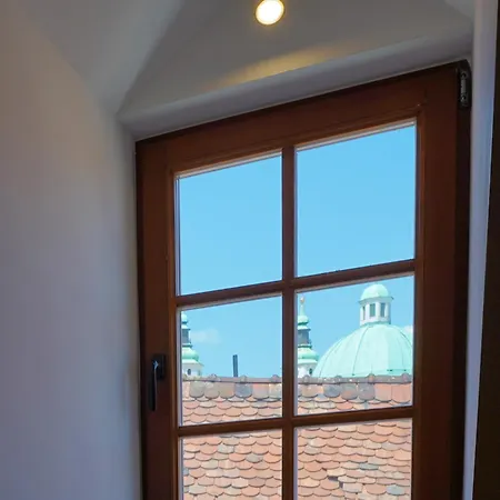 Metro 7 Apartamento