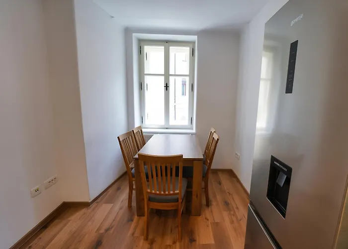 Metro 7 Διαμέρισμα