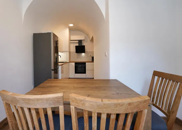 Διαμέρισμα Metro 7 *